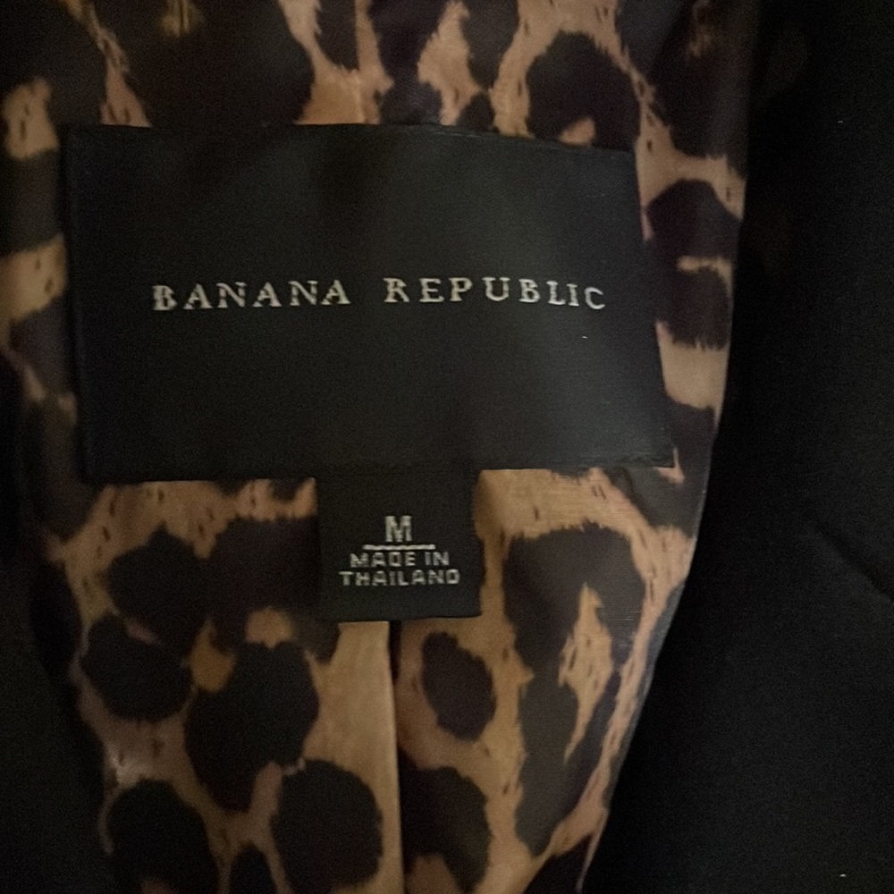 Ladies CLASSY Black wool jacket from Banana Republic - Picture 5 of 8